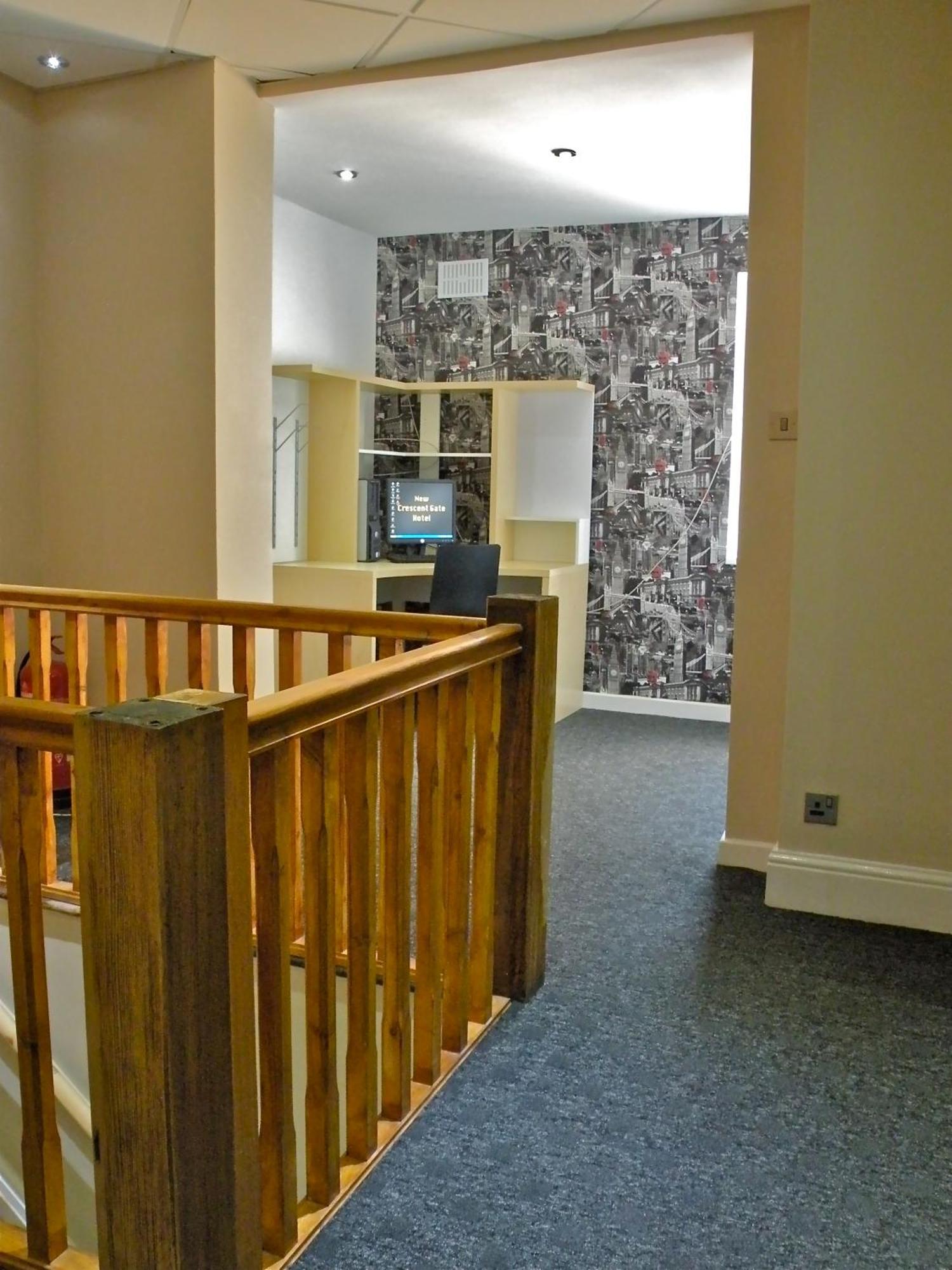Park Crescent Hotel Manchester Bagian luar foto